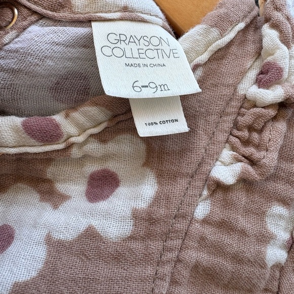 Floral Ruffle Romper - Picture 3 of 3